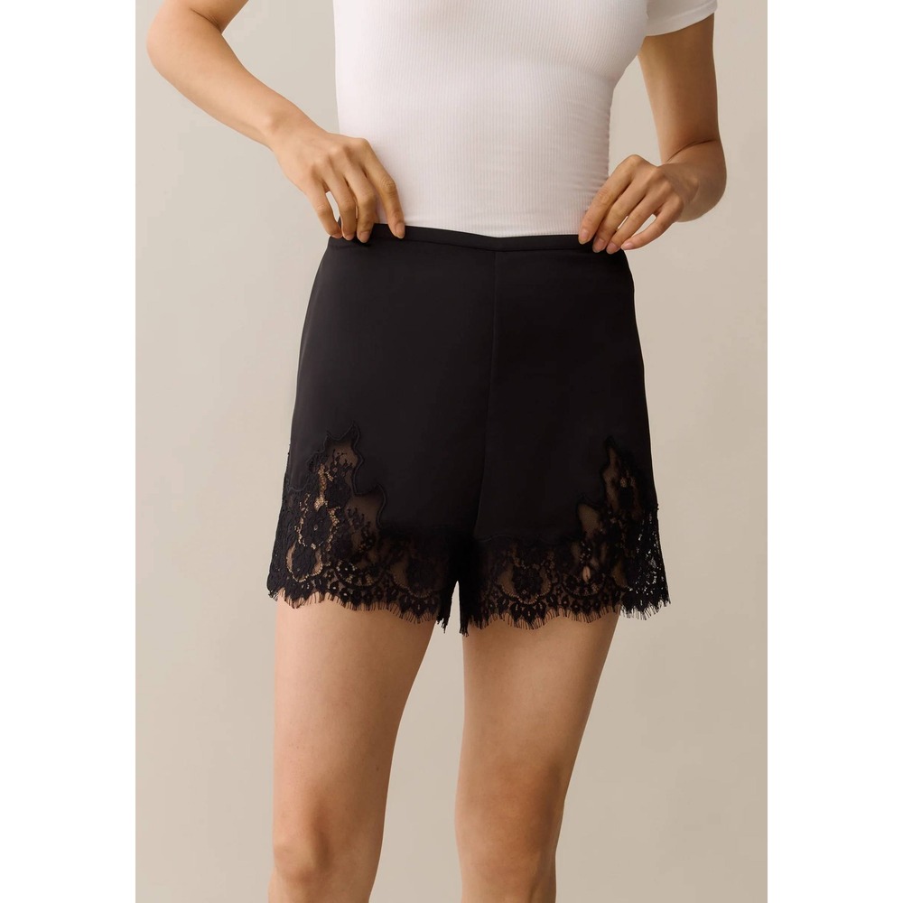 NWT Sorella Rosa Silk Lace Hem Short in Black - Size XS